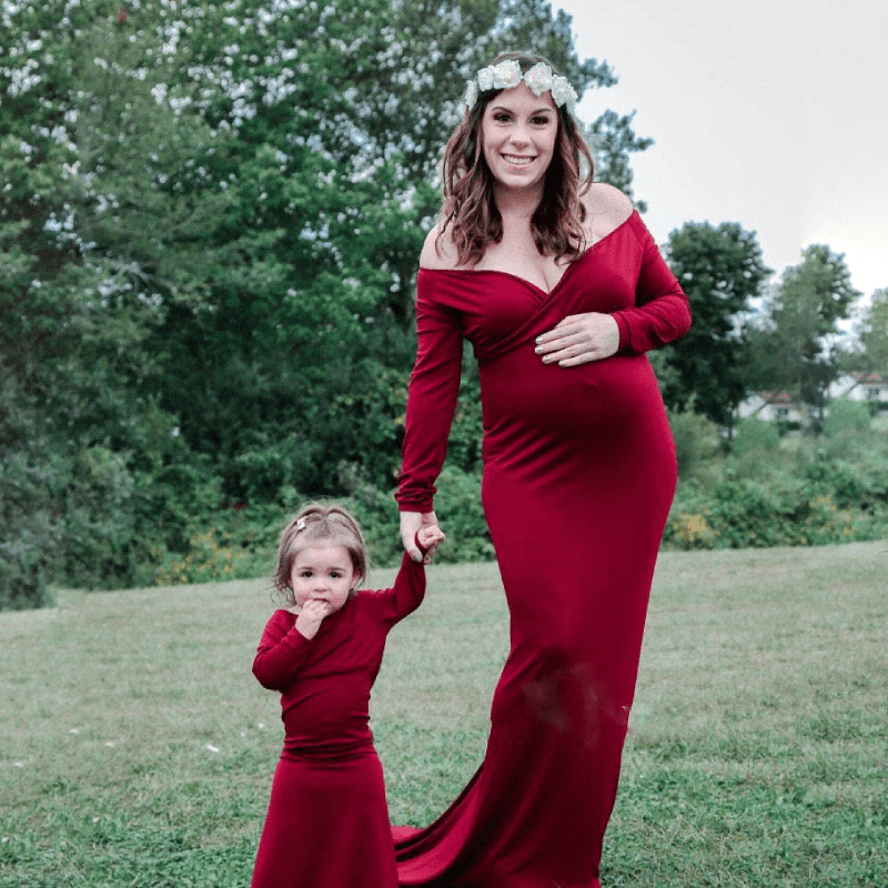 Elegant Off Shoulder Maternity Photoshoot Dress, Red / L Elegant Off Shoulder Maternity Photoshoot Dress, Red / L